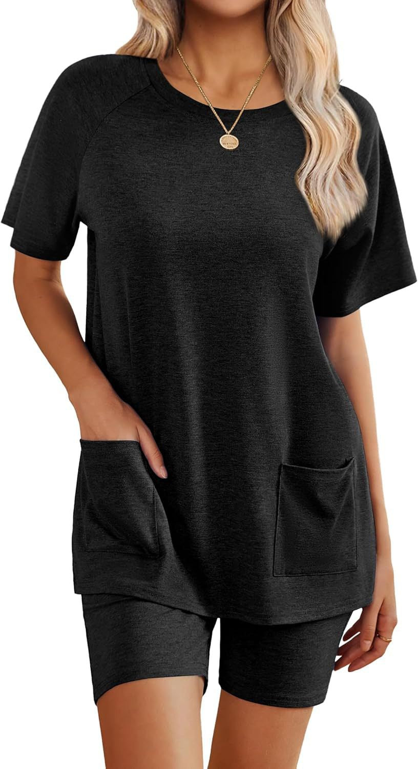Dame Loungewear-set med behagelig vid passform og praktiske lommer Skjora