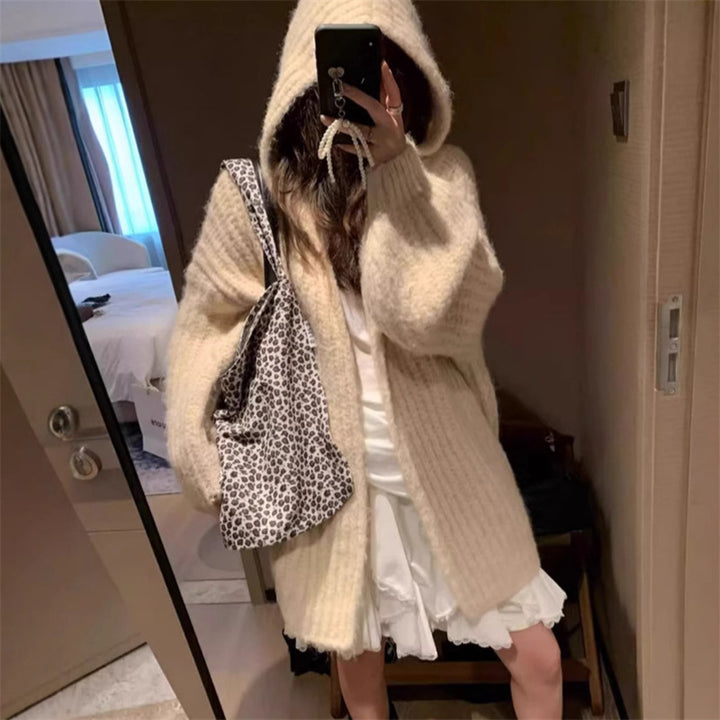 Kvinne Cozy Oversized Hoodie-Kardigan med Dyp V-Hals og Løs Passform Skjora