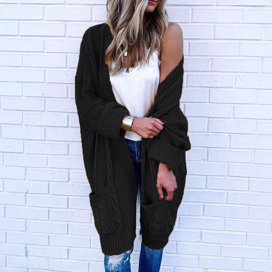 Dames cardigan i kabelstrikkdesign Skjora