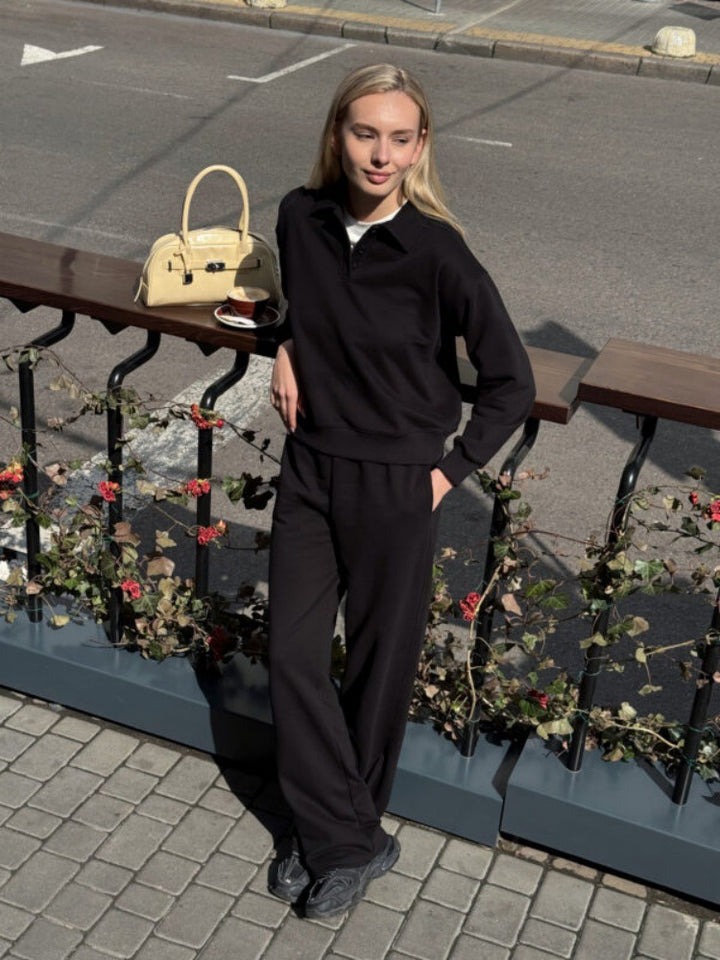 Dame sporty lounge-set med polo-krage og vide bein Skjora