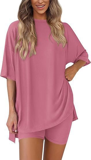 Damer Løst Lounge-set med oversized topp og korte bukser Skjora
