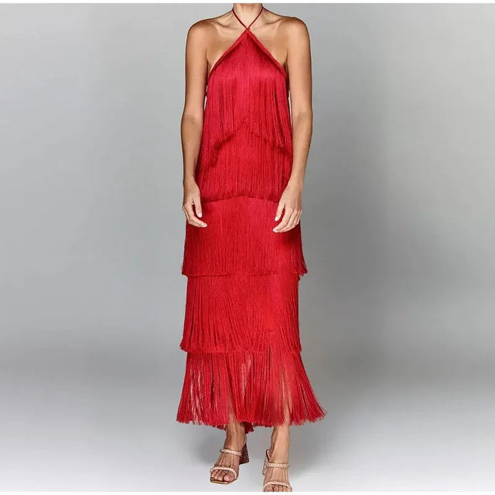 Kvinne Lang Frynse Maxi Kjole med Justerbare Stropper og Elegant Draperingsdesign