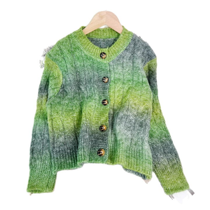 Kvinnenes elegante cardigan med moderne kabelmønster og gradient Skjora