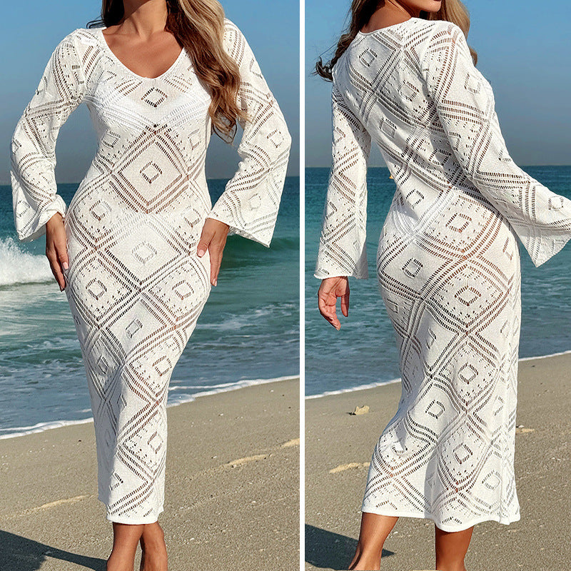 Damen Häkel-Strandkleid mit weit ausgestellten Ärmeln und geometrischem Muster Skjora