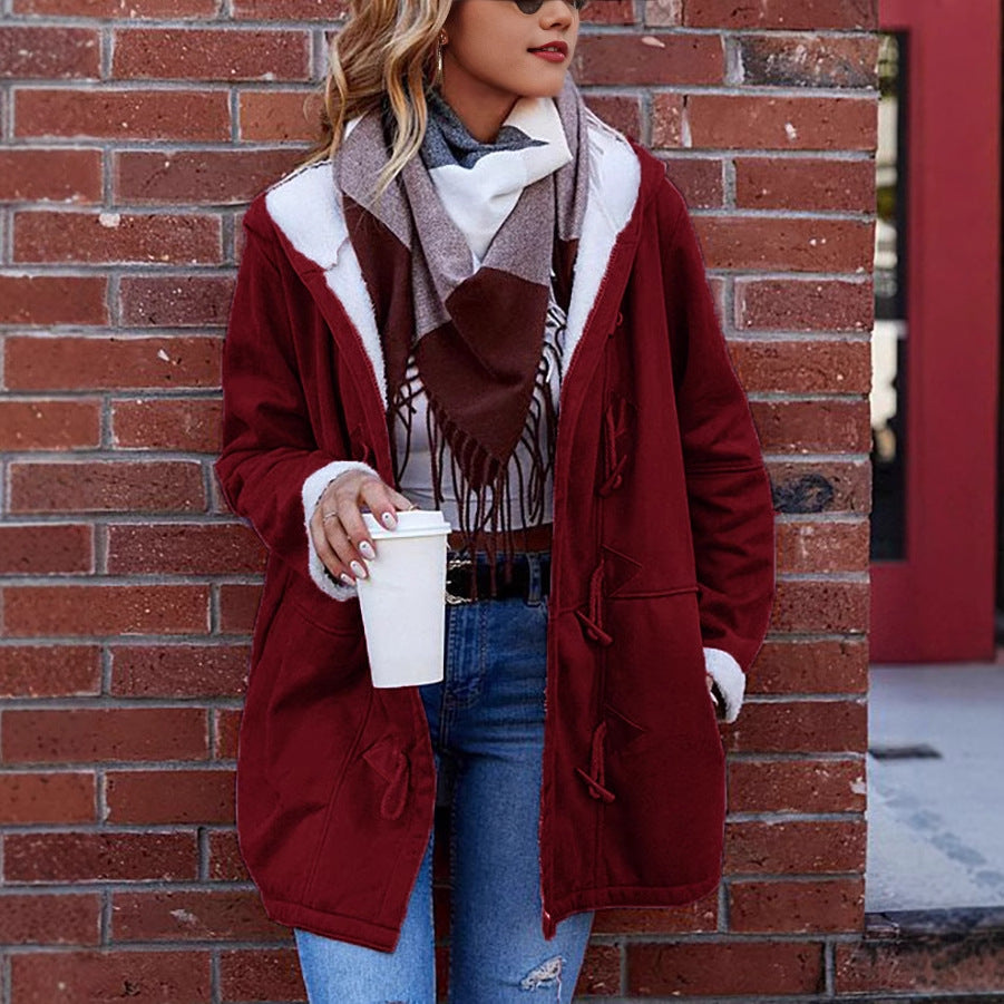 Women's comfortable and stylish outdoor jacket with fleece lining and adjustable drawstring Skjora