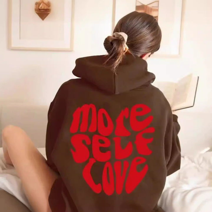 Kvinne oversized hettegenser med kreativ hjerte design Skjora