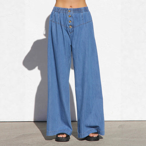 Damer brede denim hotpants med elastisk liv og knappedetaljer Skjora