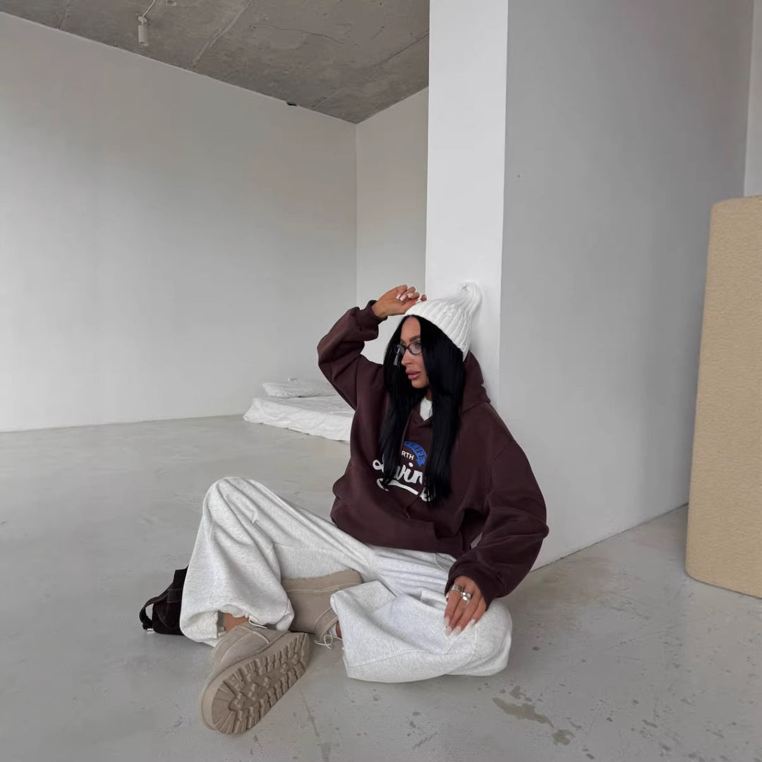 Dame casual hettegenser med originaltrykk og oversized snitt Skjora