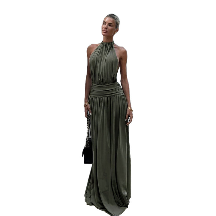 Kvinne elegant max kjole med høykvalitets halterneck design og flytende stoff