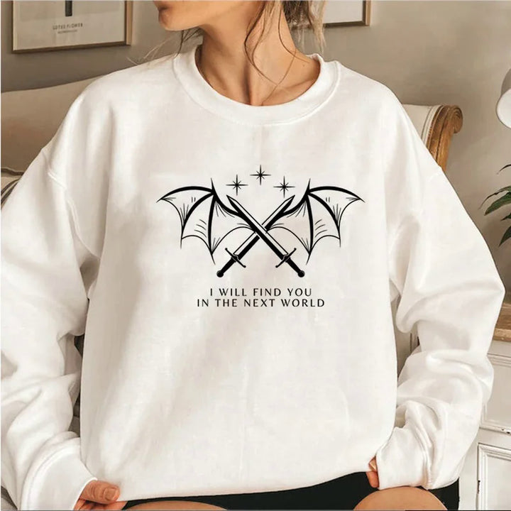 Kvinnelig sweatshirt med kunstnerisk grafisk design og inspirerende tekst Skjora