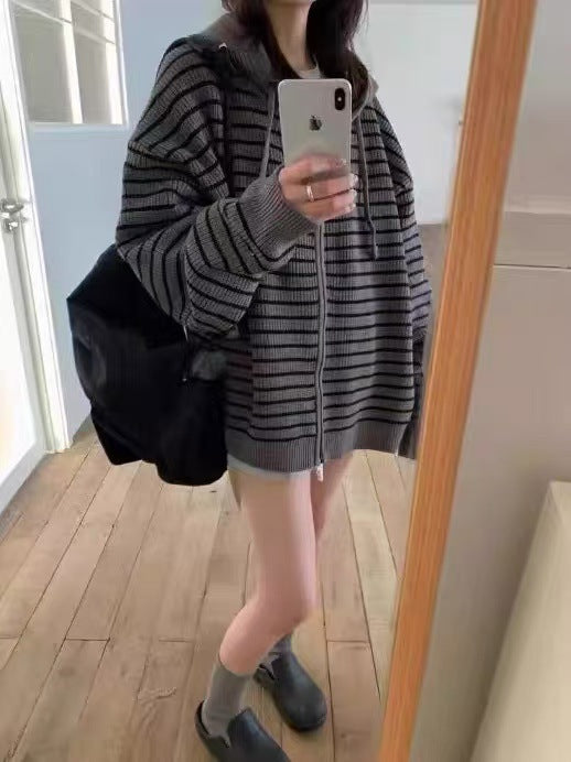 Dame Oversized Cardigan med Glidelås og Hette Skjora