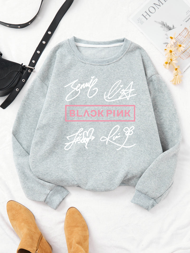 Dame uformell sweatshirt med kreativt signaturmotiv Skjora