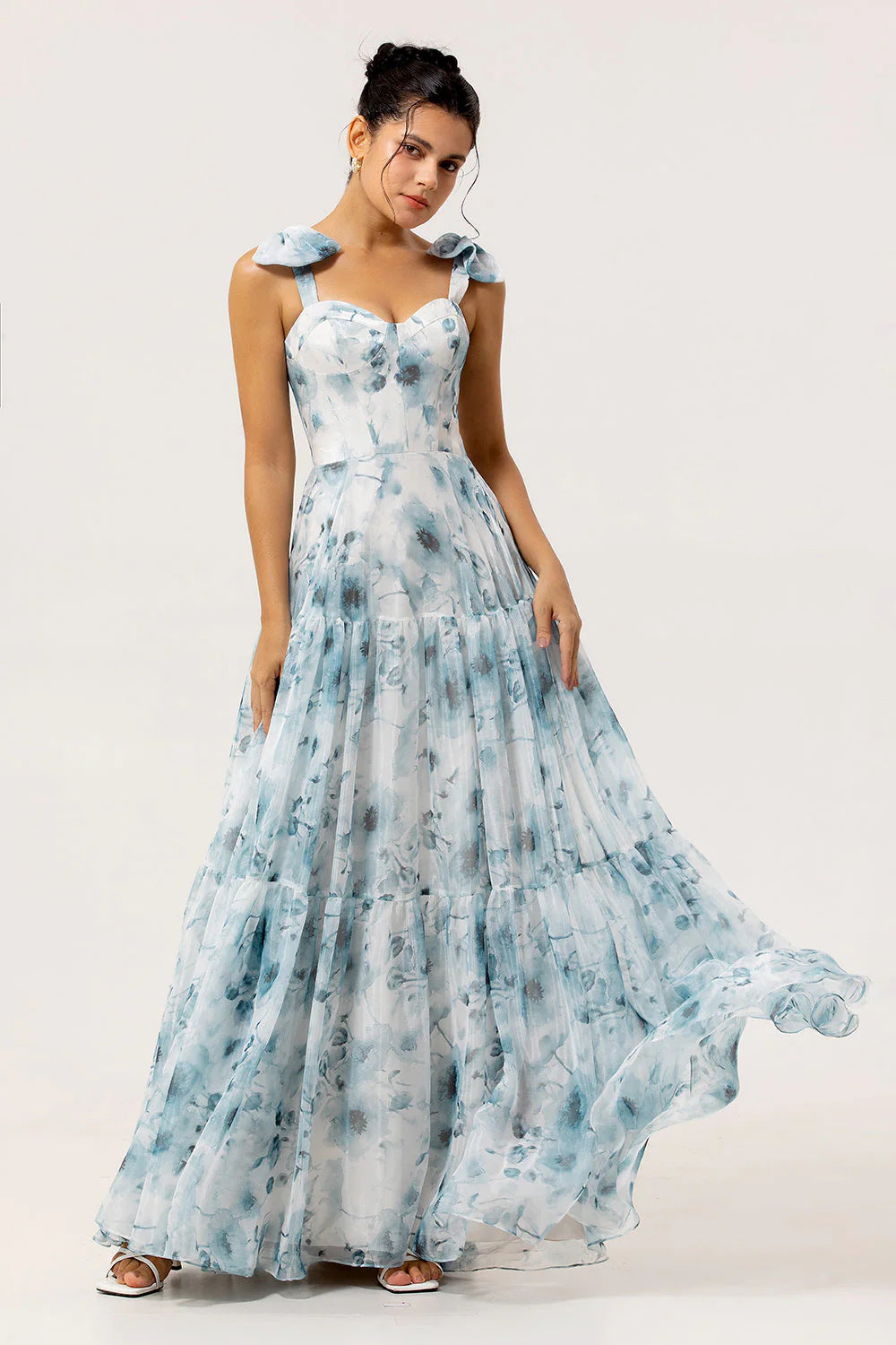 Damer Elegant Maxi Kjole med Blomsterdetaljer og Rynkede Stropper Skjora