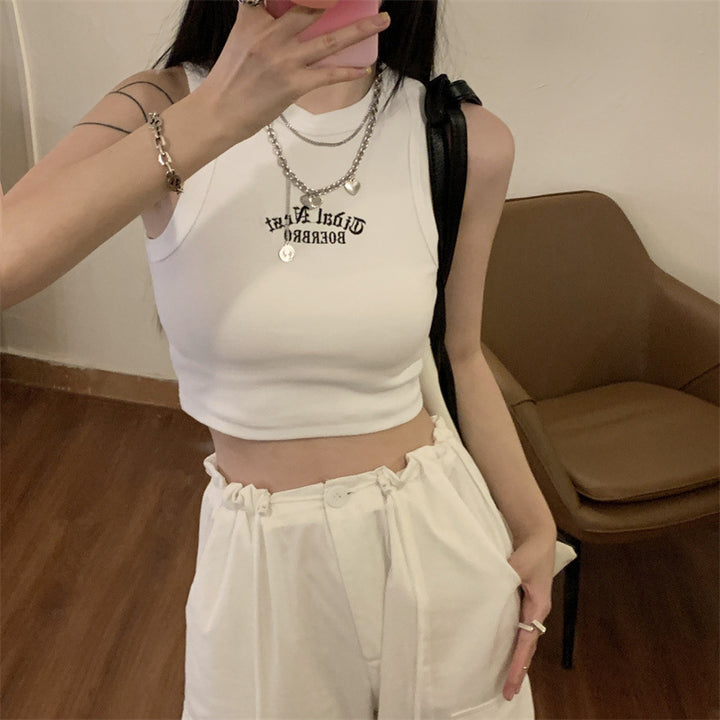 Kvinne Crop Top med Høy Krage og Diskret Logo Skjora