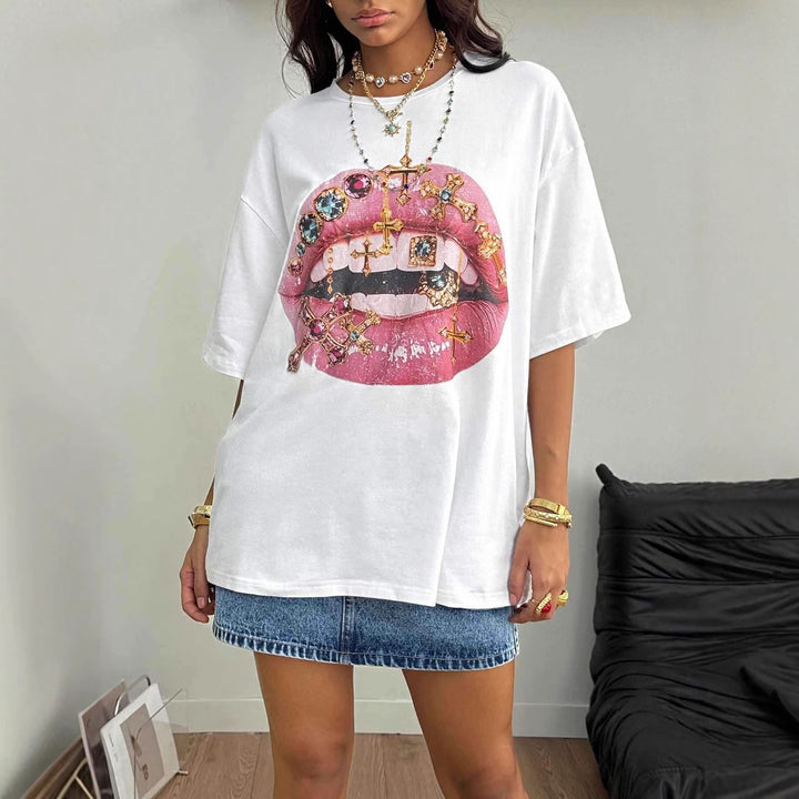 Dame Oversized T-skjorte med kreativ leppe- og smykkedesign Skjora