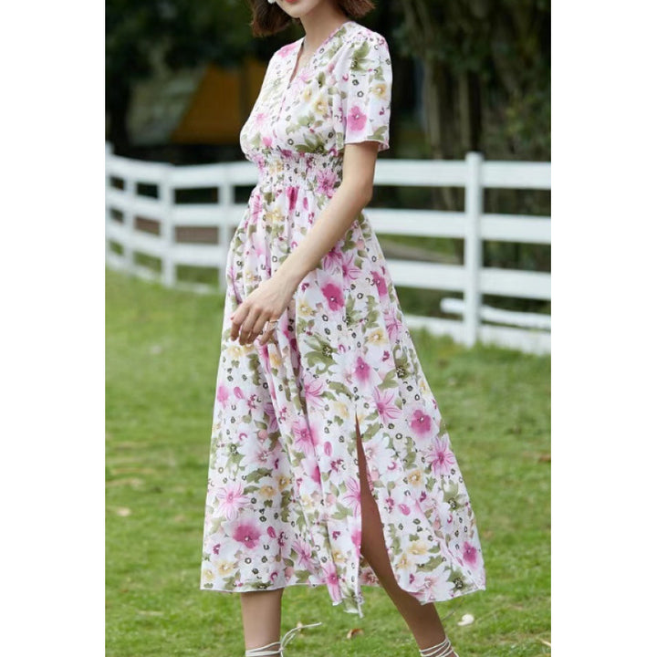 Dame maxikjole med flytende snitt og blomsterdesign Skjora