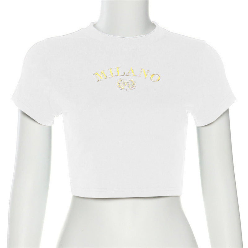 Dame cropped T-skjorte med brodert tekst og rund hals Skjora