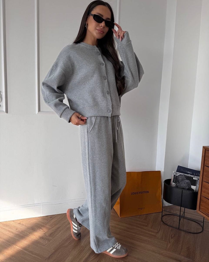 Kvinne casual hettejumpsuit med vide ben og knappdetaljer Skjora