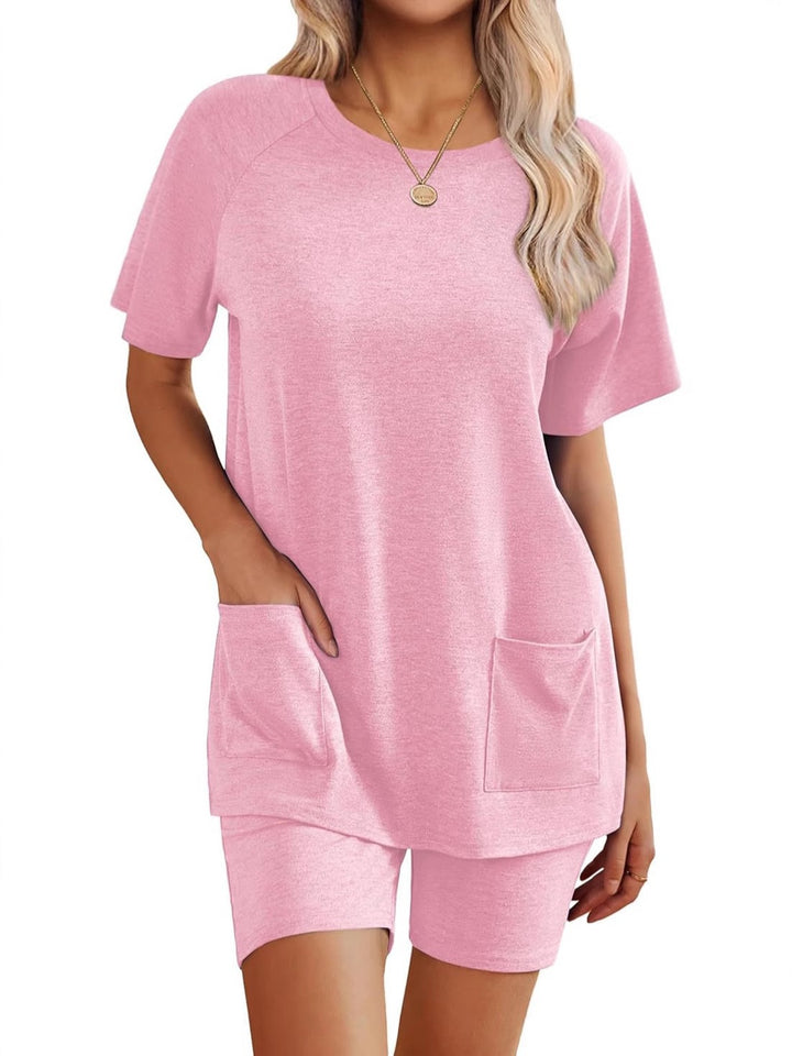 Dame Loungewear-set med behagelig vid passform og praktiske lommer Skjora