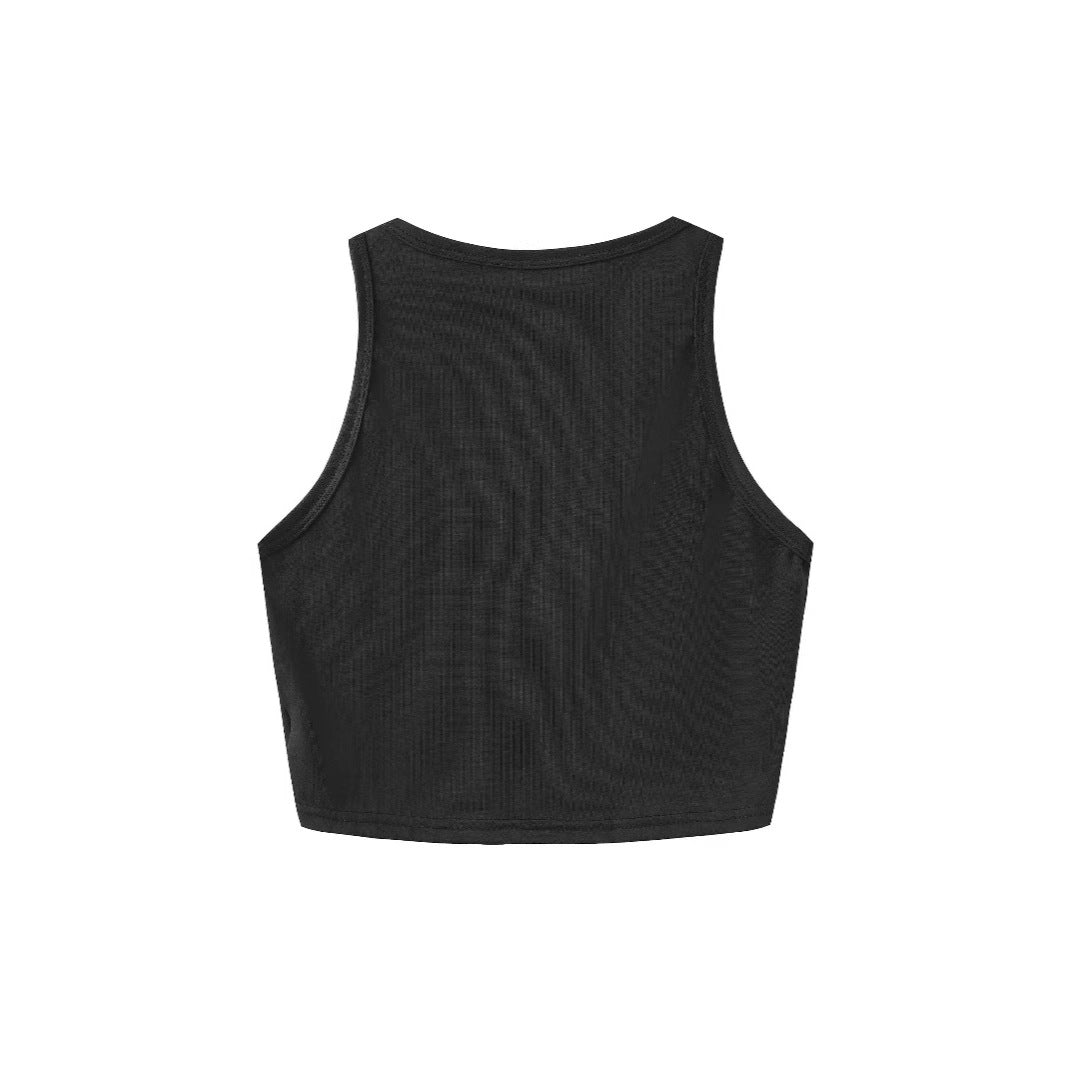 Dame Crop-Top med iøynefallende grafisk design og edgy skrift Skjora