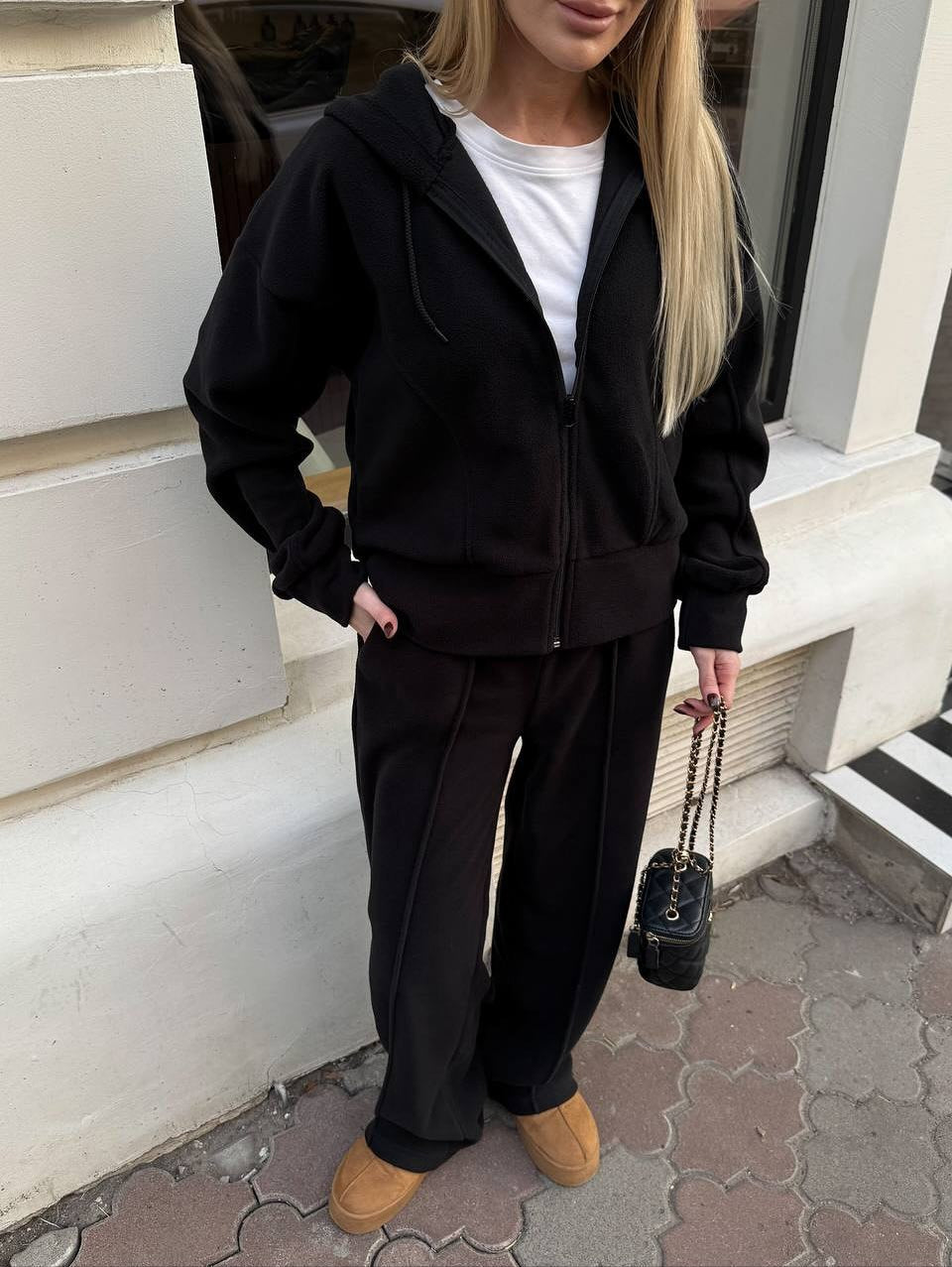 Kvinnelig fleece joggedress med høy midje og glidelås Skjora