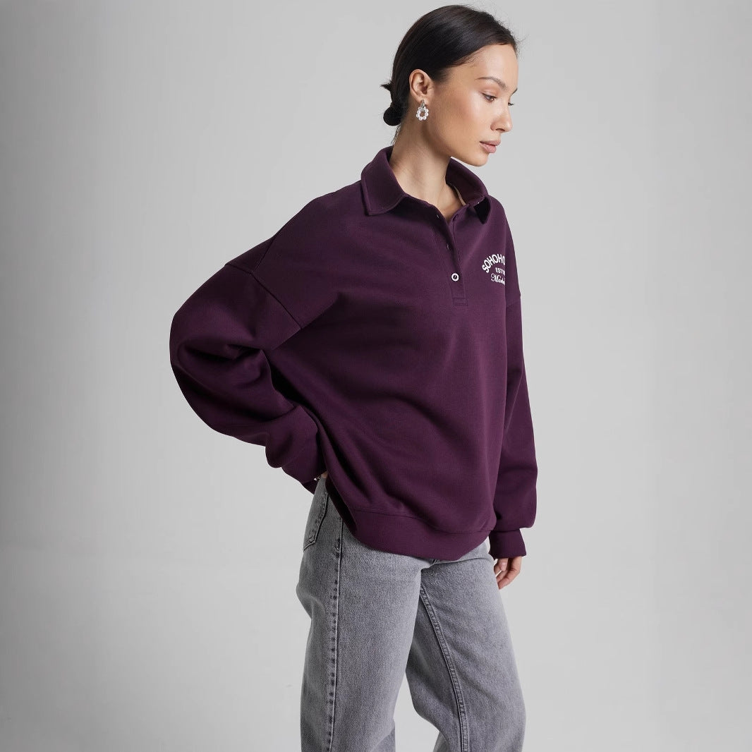 Kvinnes uformelle polo genser med en uformell passform og kontrasterende detaljer Skjora