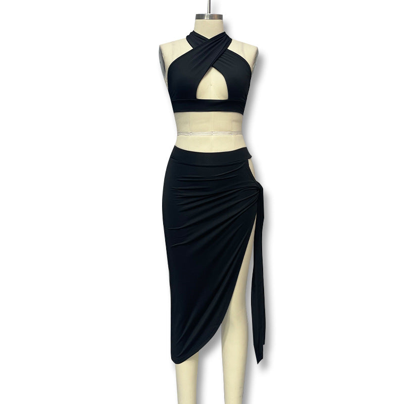 Dame Elegant Cut-Out Kjole med Draperingsutseende og Dyp Utringning Skjora
