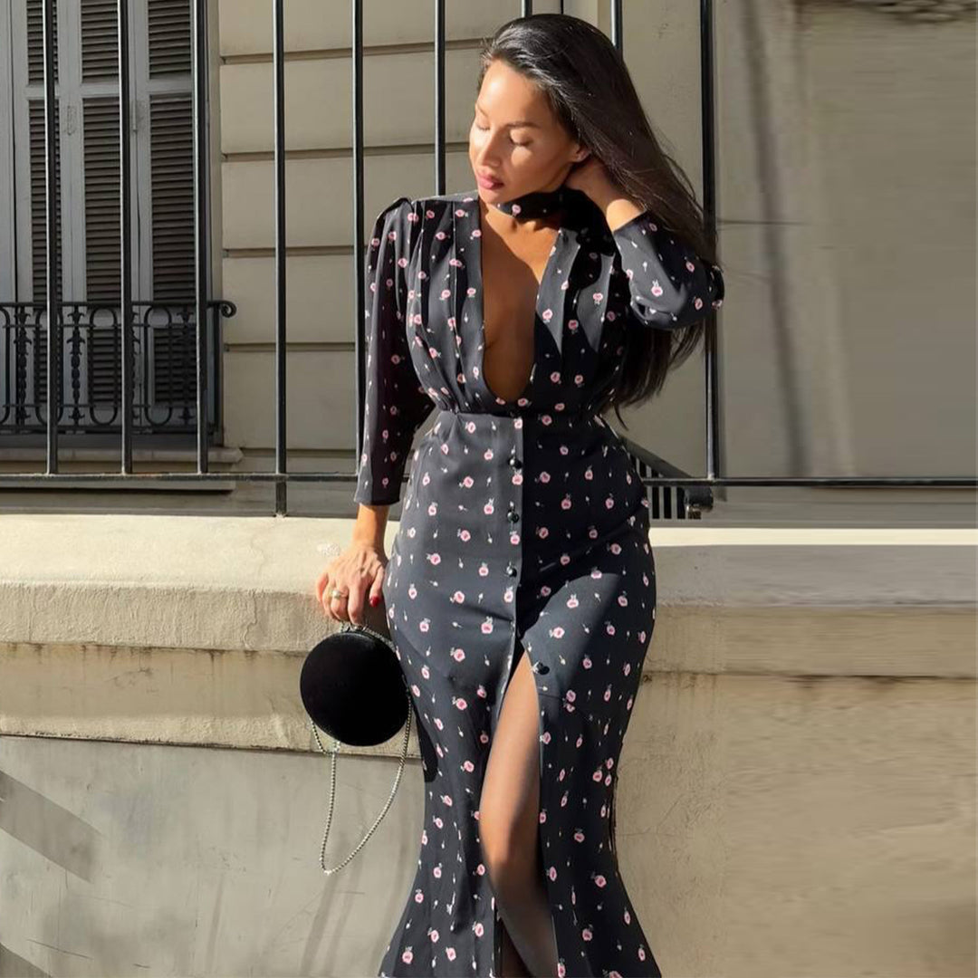 Kvinne jumpsuit med dyp V-hals og stilfull splitt Skjora