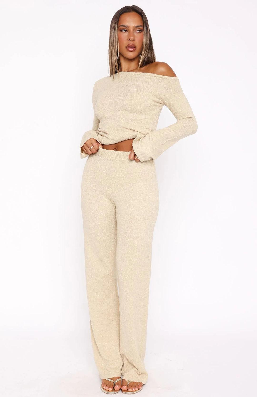 Kvinne Elegant Lounge Set med Asymmetrisk Topp og Bred Ben Skjora