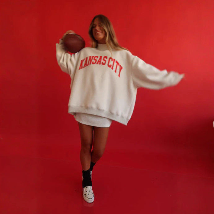 Kvinne oversized sweatshirt med et søtt bjørnmotiv Skjora