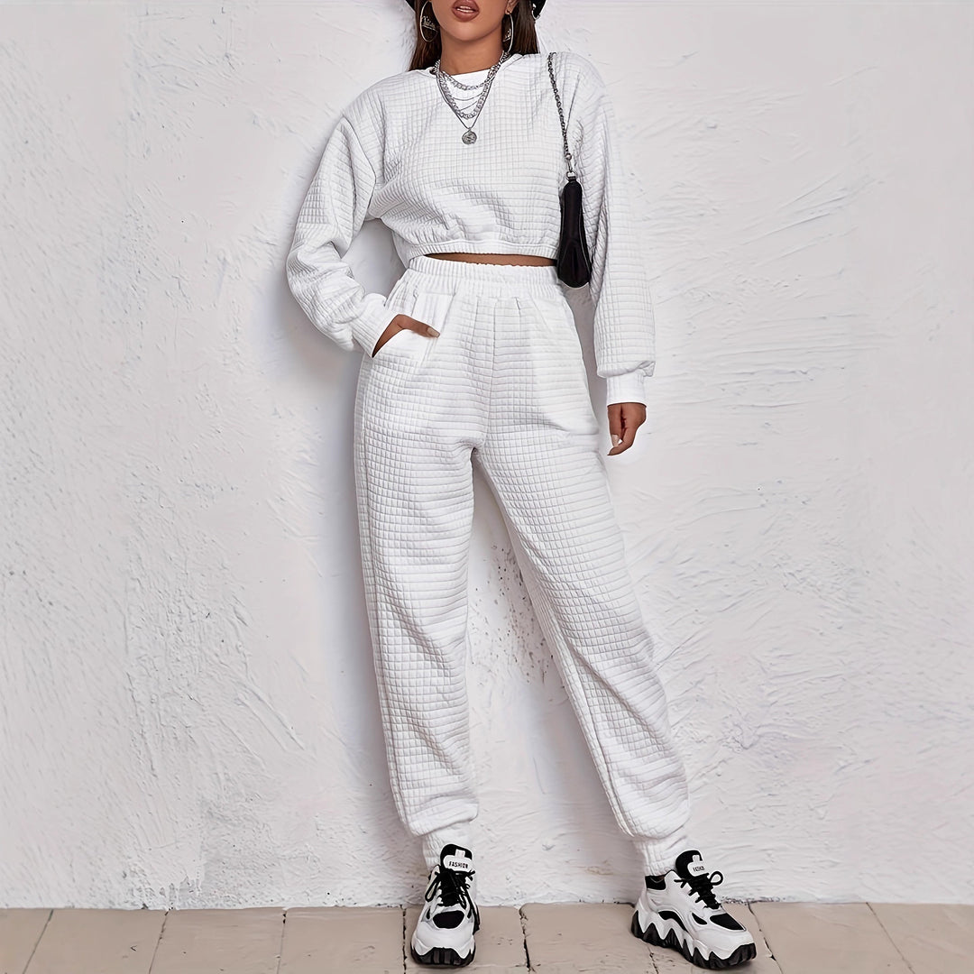 Kvinne casual sett med quiltet design og elastisk livlinje Skjora