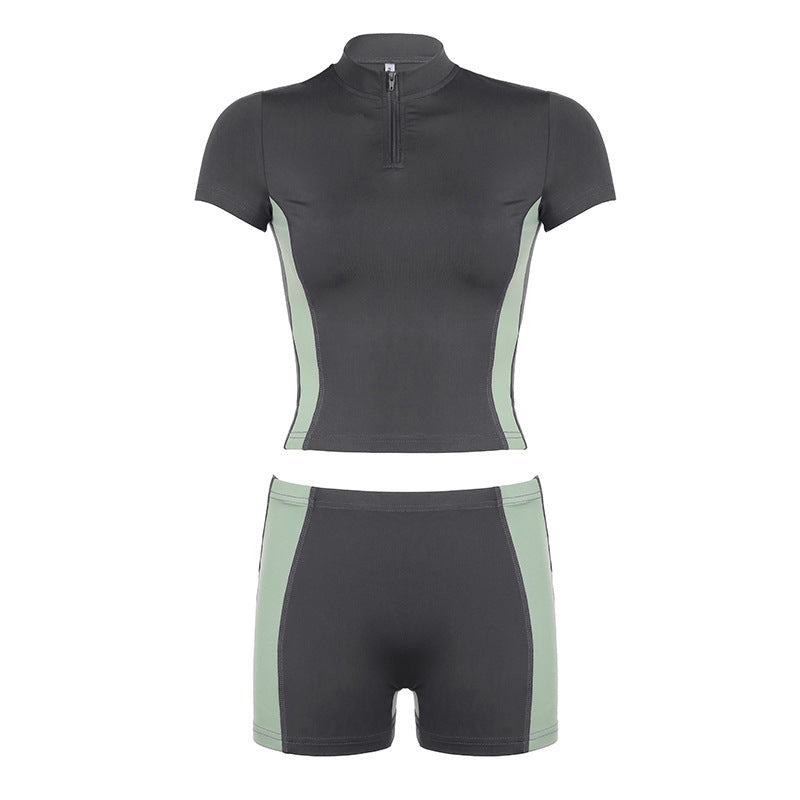 Dame Sporty Set med kort topp og tettsittende shorts Skjora