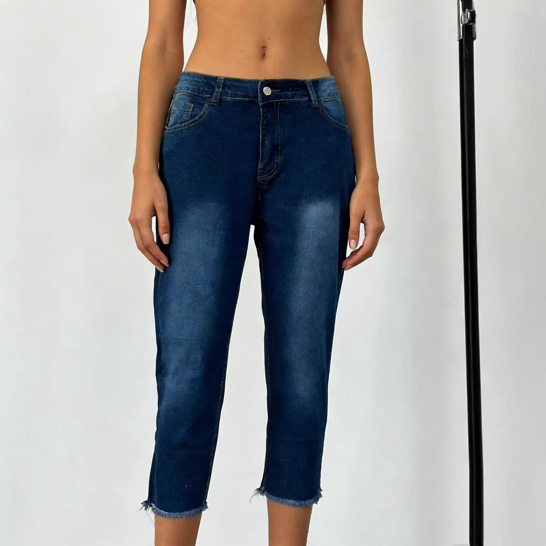 Dame casual high-waist jeans med frynset kant og trendy snitt Skjora