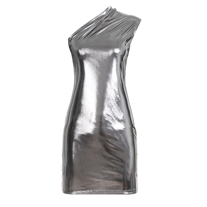 Dame figursydd metallic-kjole med asymmetrisk snitt Skjora