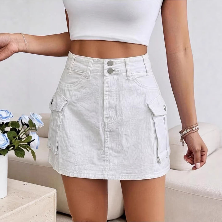 Dame Denim-mini skjørt med påsydd lommer og moderne detaljer Skjora