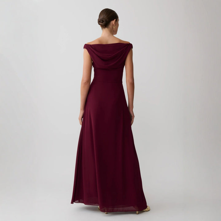 Damer Glamorøst Maxikjole med avtagbar design og elegant drapering Skjora