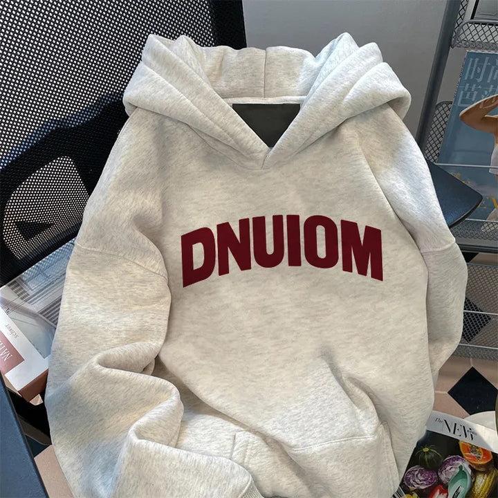 Kvinne hoodie med stor trykk Skjora