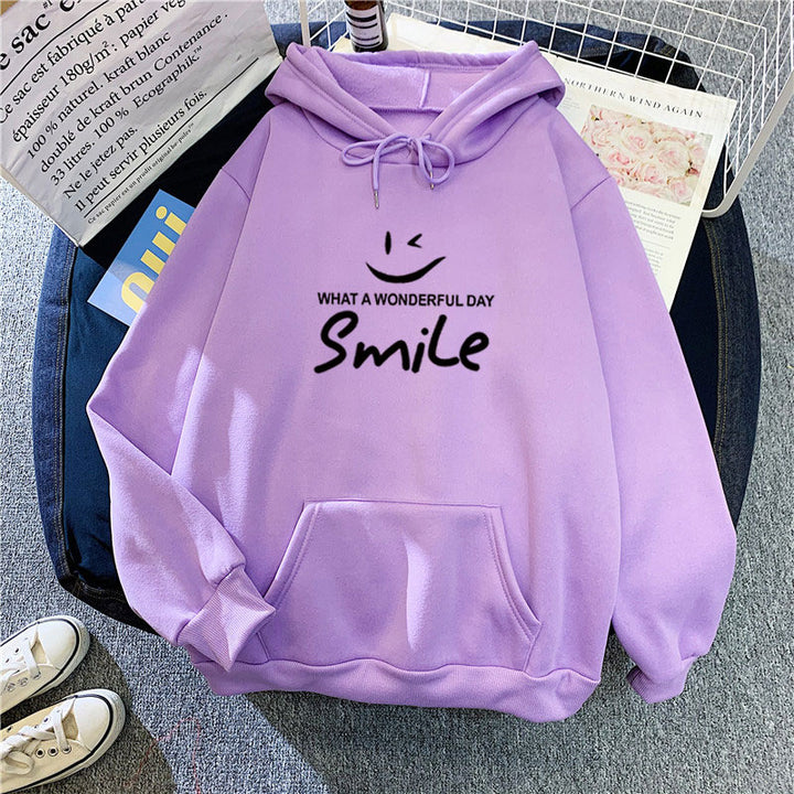 Dame hettegenser med gledelig smile-print Skjora