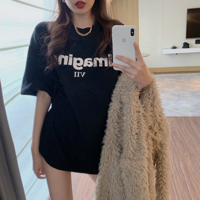 Kvinnenes komfortable oversized T-skjorte med kreativ print og uformell stil