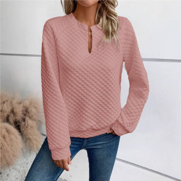 Damegenser med teksturert quiltet design og fashionable halslinning Skjora