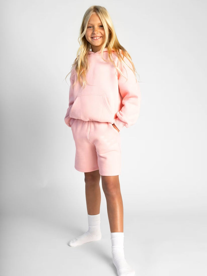 Kvinnenes avslappede hettegenser og shorts-sett laget av mykt materiale med praktiske lommer Skjora