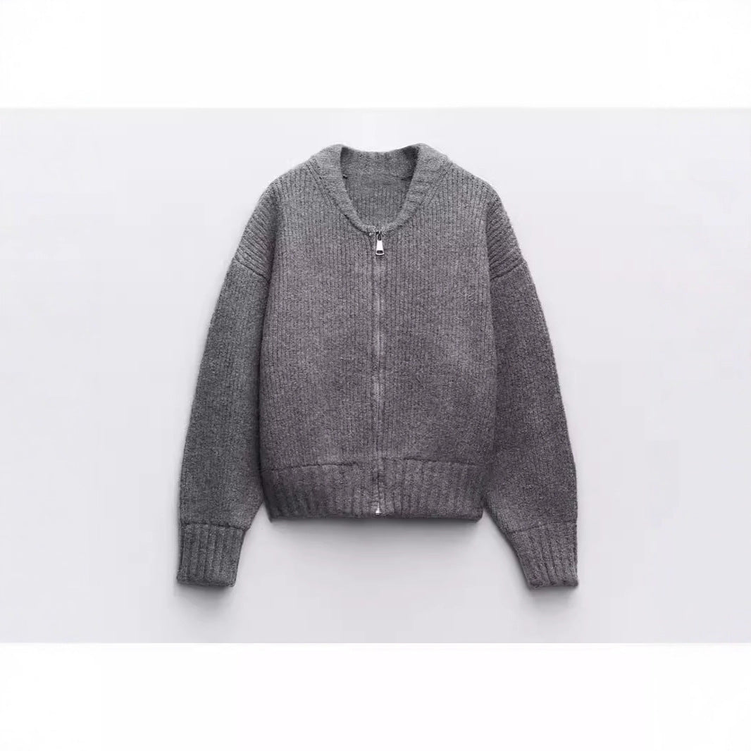 Kvinnes moderne cardigan med voluminøse ermer og glidelås Skjora