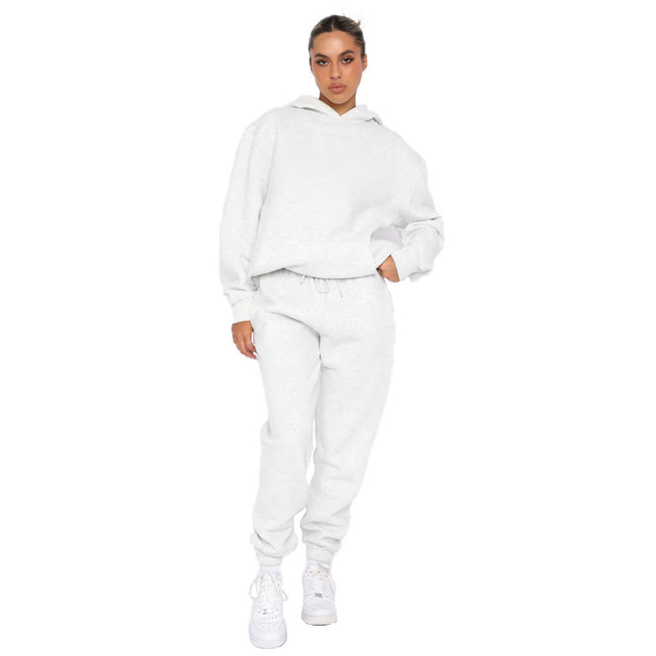 Kvinnors bekväma huvtröja set gjort av högkvalitativt sweatshirtmaterial Skjora