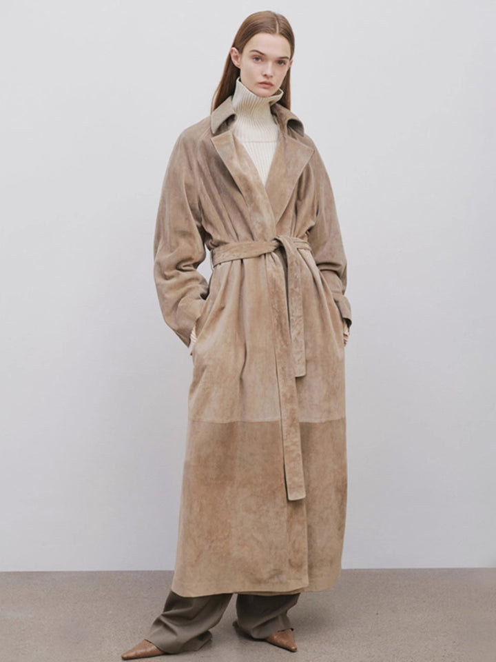 Dame Elegant og stilfull trenchcoat laget av høykvalitets semsket skinn Skjora