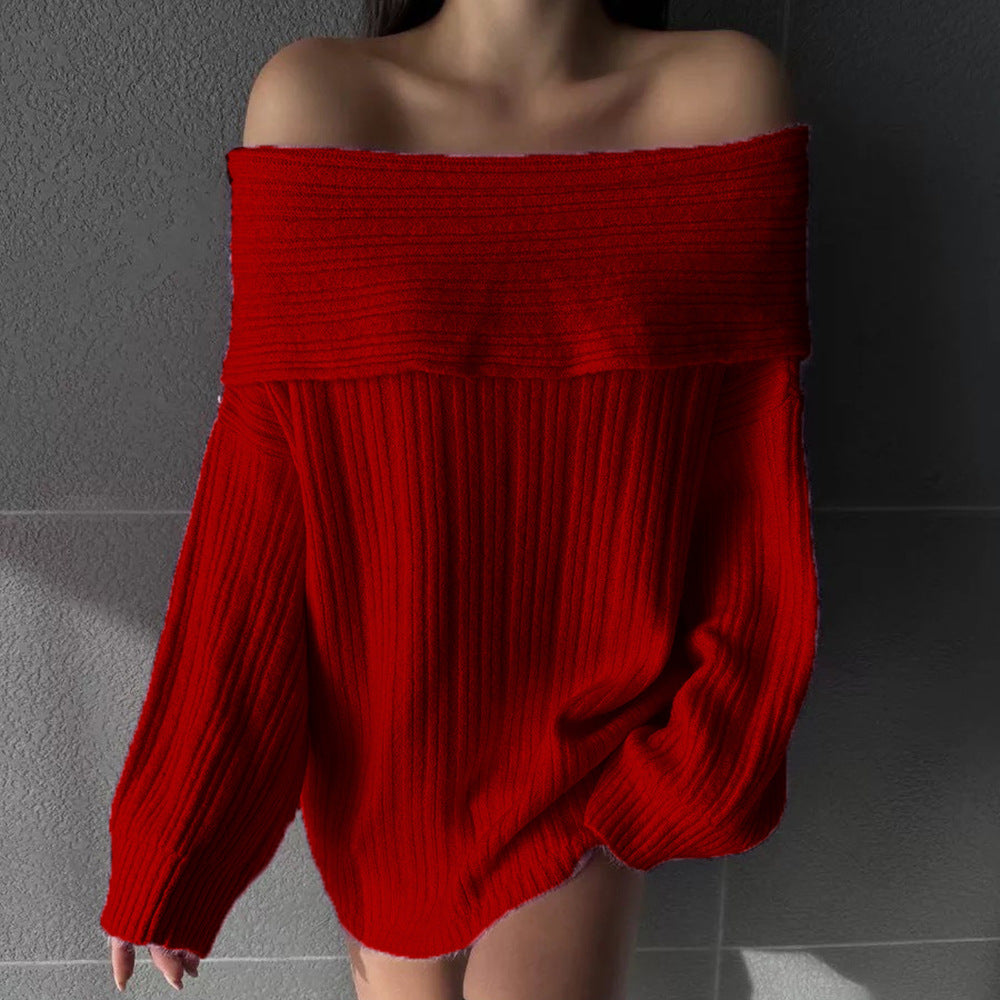 Kvinne oversized strikkegenser med av-shoulder design og fin ribbestruktur Skjora