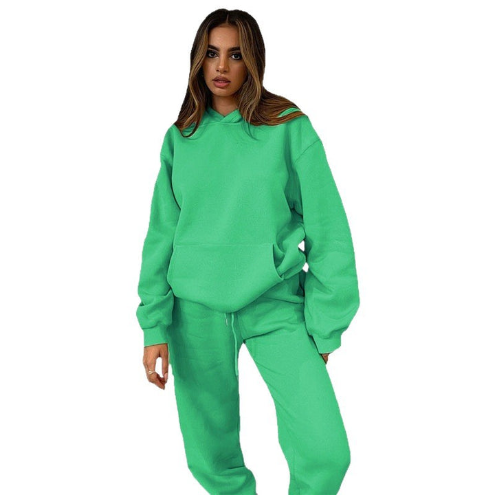 Kvinnors bekväma huvtröja set gjort av högkvalitativt sweatshirtmaterial Skjora