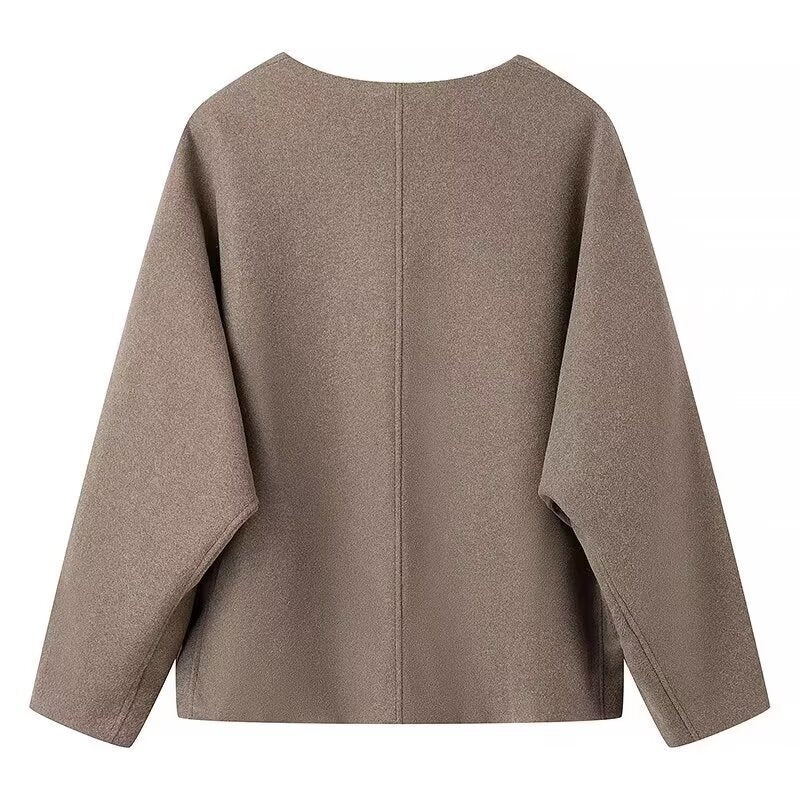 Dame Plus Size Blazer Jakke i Minimalistisk Design Skjora