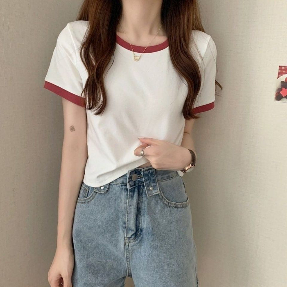Women's short-sleeved T-shirt with contrasting color and light cotton fabric