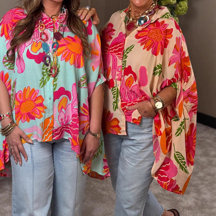 Kvinnenes Flytende Kimono Bluse med Fargerik Blomsterdesign Skjora