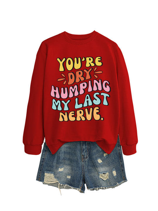Dame sweatshirt med munter tegneserie slagord og uformell snitt Skjora